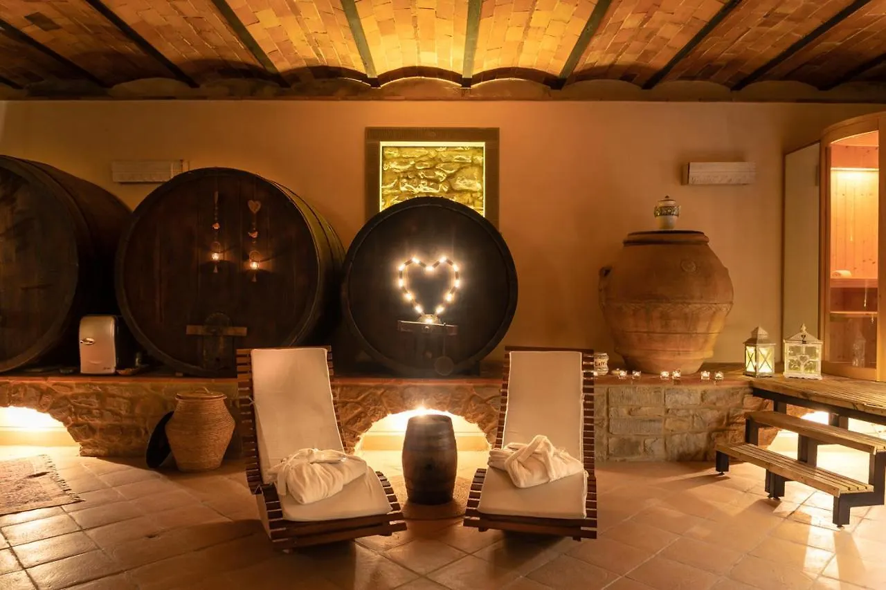 Farm stay Borgo Dolci Colline Villa Castiglion Fiorentino Italy