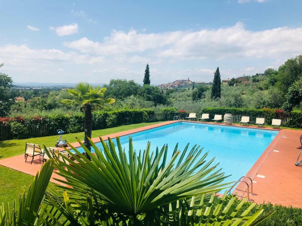 Farm stay Borgo Dolci Colline Villa Castiglion Fiorentino Italy
